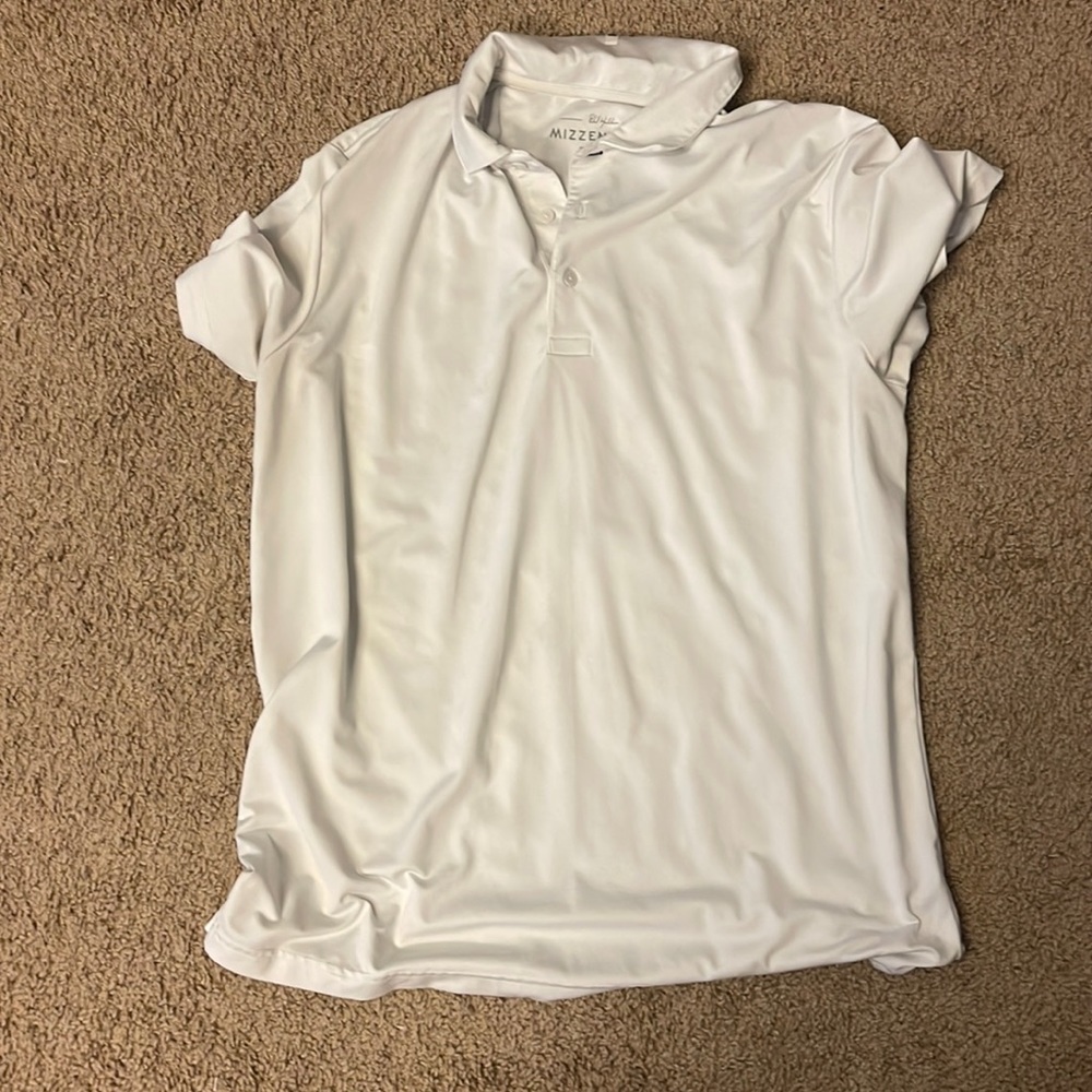 All White Mizzen and Main Performance Polo. Never Worn. Size Medium.